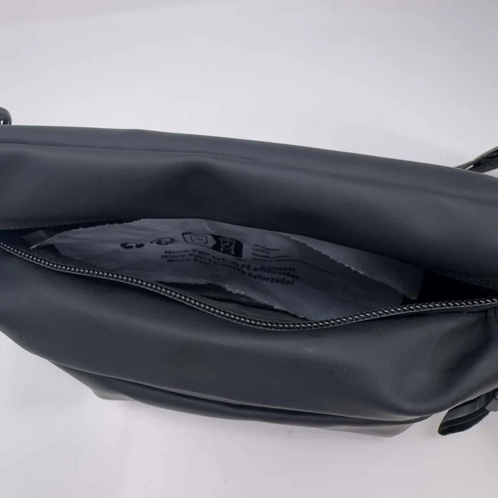 NEW Gaston Luga Stockholm Splash Waterproof Sling Bag Black Crossbody Techwear